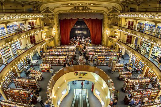 El Ateneo Grand Splendid, en Buenos Aires, es una de las librerías más lindas del mundo.