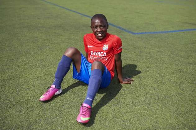 Japhet Sakala, el niño que camina cinco horas para entrenar con el Barcelona en Zambia