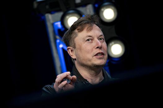 Elon Musk es el hombre más rico del mundo y, además, es la cabeza de Tesla y Space X.