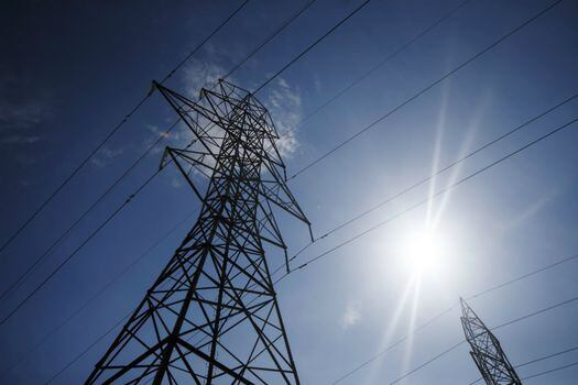 El Ministerio de Minas y Energía espera conectar a 8.000 usuarios a energía eléctrica durante el primer semestre de 2022. - Imagen de referencia