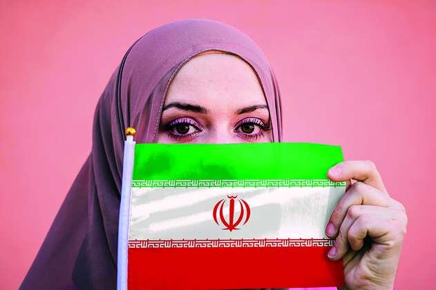 Irán: ONU califica como “apartheid de género” a la ley sobre el hiyab obligatorio