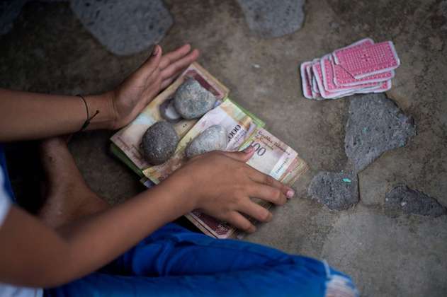 Abecé del bolívar en Venezuela, la hiperinflación y la eliminación de los ceros
