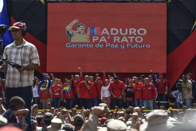 Proyecto de ley busca congelar bienes de dirigentes chavistas en Colombia