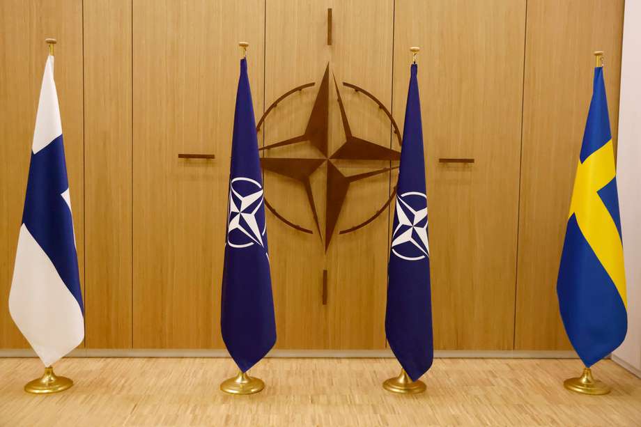 Finlandia y Suecia están solicitando el ingreso en la OTAN como resultado de la invasión de Ucrania por parte de Rusia. La medida traería la expansión de la alianza militar occidental a 32 países miembros. 
