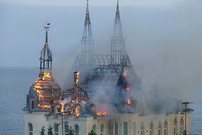 Rusia ataca el “castillo de Harry Potter” en Odesa, Ucrania; ¿quién vivía ahí?