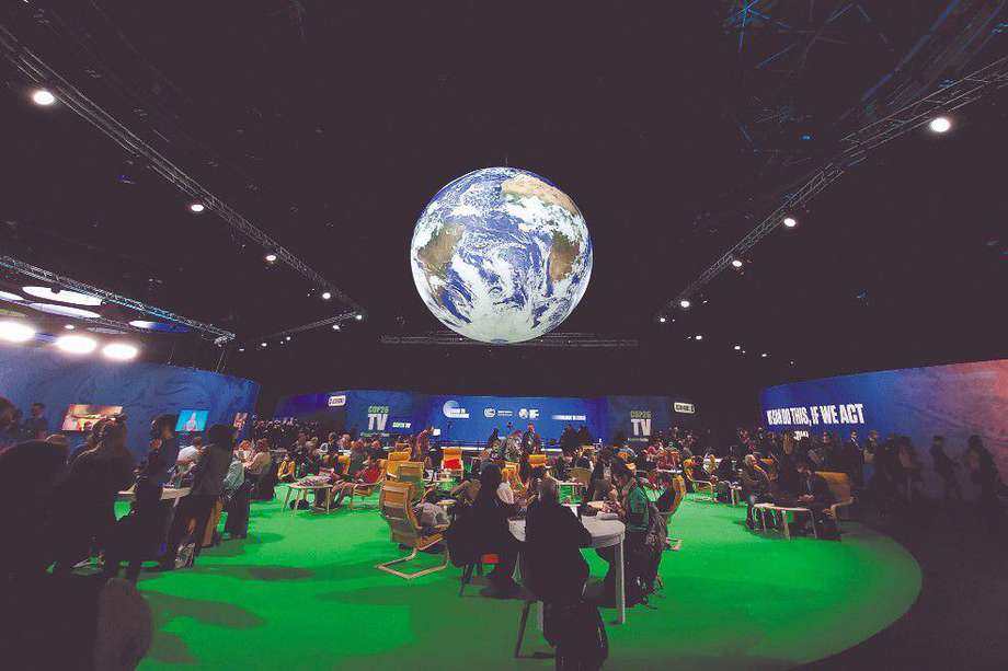 Zona de reunión y transmisión de la sede de la COP26 que se realizó en Glasgow, Reino Unido.