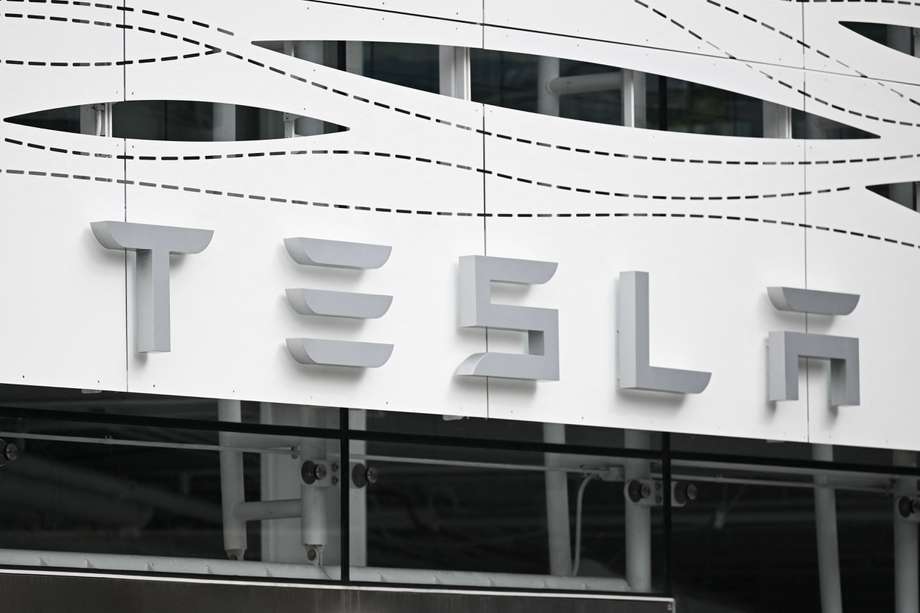 La publicación del informe se produce días después de que el consejero delegado de Tesla, Elon Musk, asegurara que la compañía va a conseguir pronto que sus vehículos funcionen de forma autónoma. 