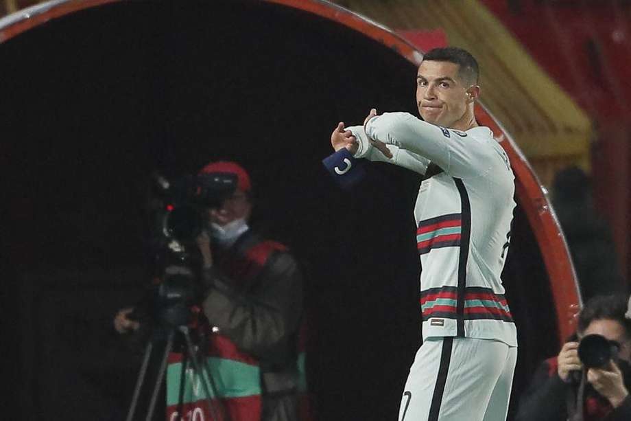 Cristiano Ronaldo salió enfadado en el partido más reciente de la Eliminatoria, después de que le anularan un gol válido.