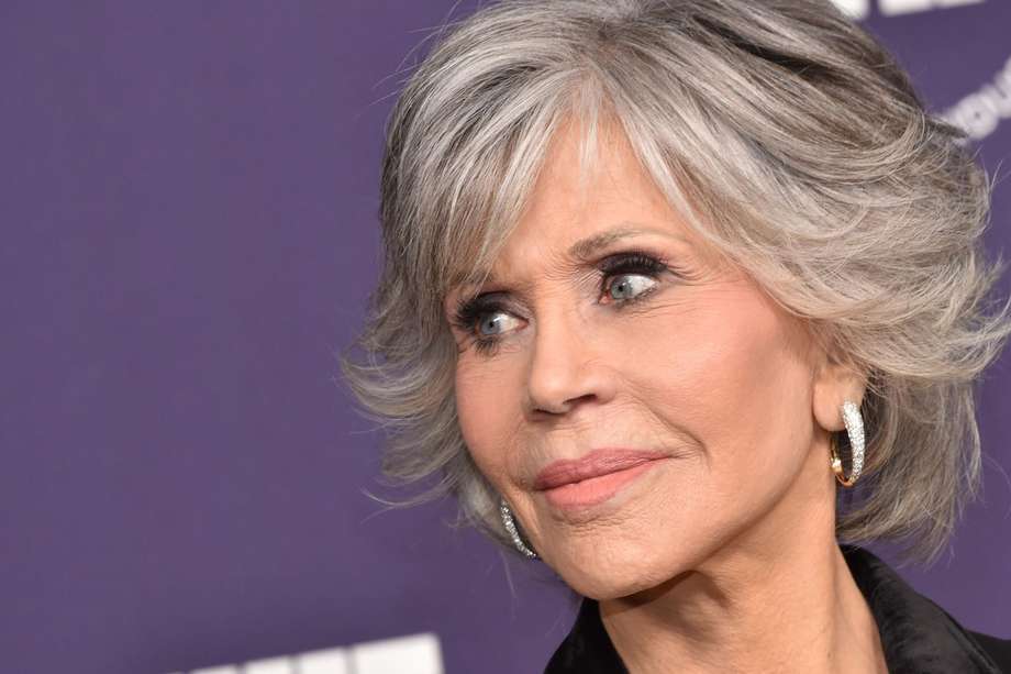 Jane Fonda prometió que su tratamiento no le impedirá seguir militando por el medioambiente, y urgió a actuar contra los combustibles fósiles, que relaciona con el cáncer.