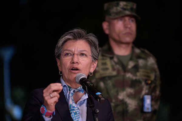 La alcaldesa Claudia López fue la primera en intervenir y expuso la estrategia de “seguridad humana”, que se viene implementando en Bogotá desde hace un año, en el que el trabajo con las poblaciones vulnerables es el eje para contrarrestar la inseguridad.