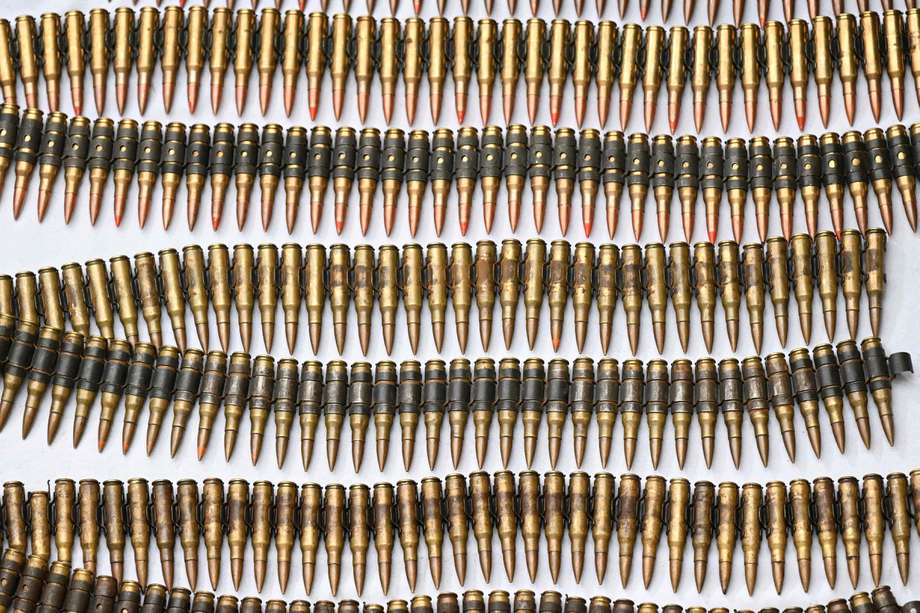 Según la denuncia del presidente, en las bases militares de La Guajira y Tolemaida no aparecen más de un millón de proyectiles y municiones (Imagen de referencia).