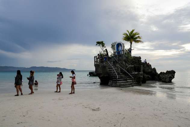 Tras seis meses de cierre, la isla Boracay abre sus puertas al turismo