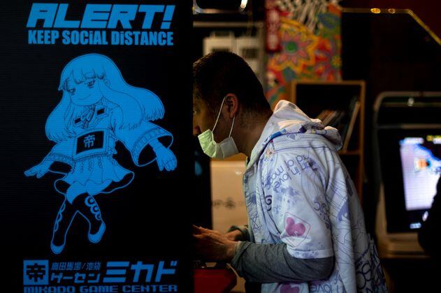Coronavirus amenaza con hacer “Game over” a las salas de juegos retro de Japón
