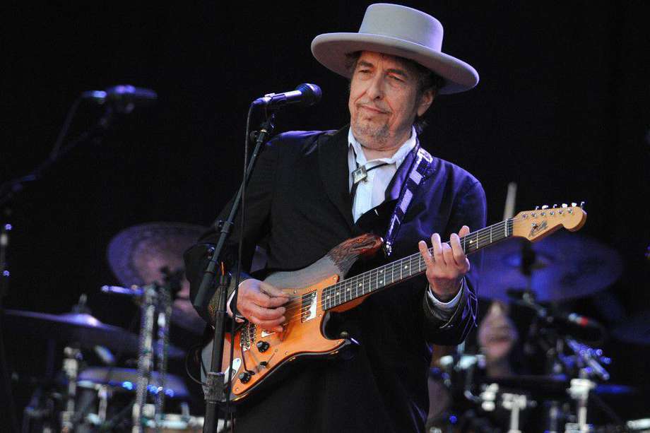 Bob Dylan, de 79 años ganó el Nobel de Literatura en 2016.