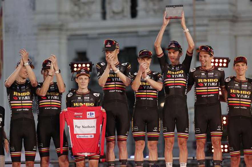 Los campeones de la Vuelta a España 2023.