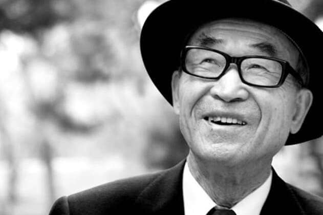 El poeta surcoreano Park Jin-seong, condenado por difamar a otro poeta, Ko Un
