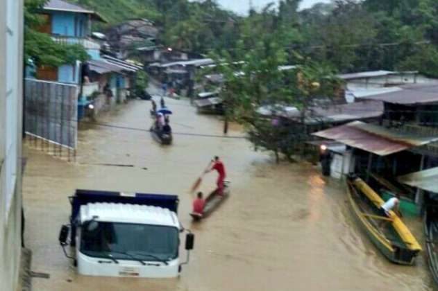 Desbordamiento de ríos en Chocó dejó 2 muertos y 3 heridos 
