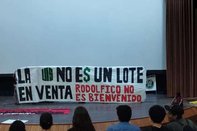 Estudiantes de la UIS y Univalle manifestaron su rechazo a Rodolfo Hernández