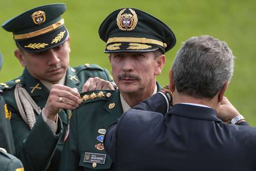 El general Nicacio Martínez dejó la comandancia del Ejército en diciembre del 2019.  / Mauricio Alvarado - El Espectador
