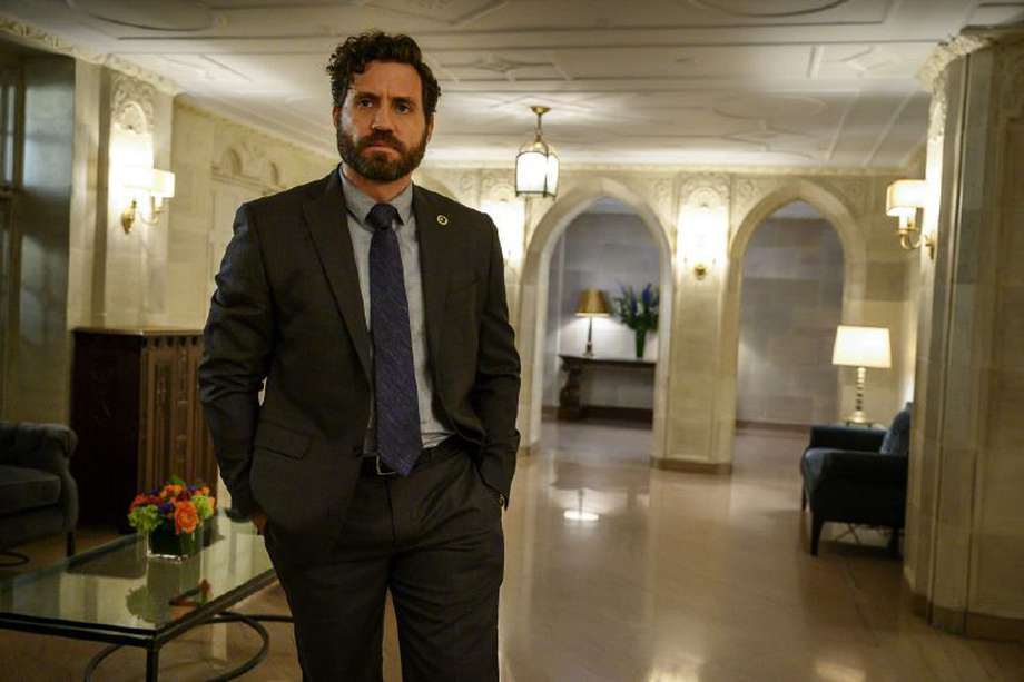 El actor venezolano Édgar Ramírez interpreta al detective Joe Mendoza en “The Undoing”. / Cortesía: HBO
