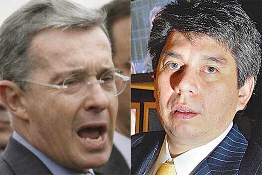 Daniel Coronell dice que Uribe planeaba zona de distensión para negociar con las Farc