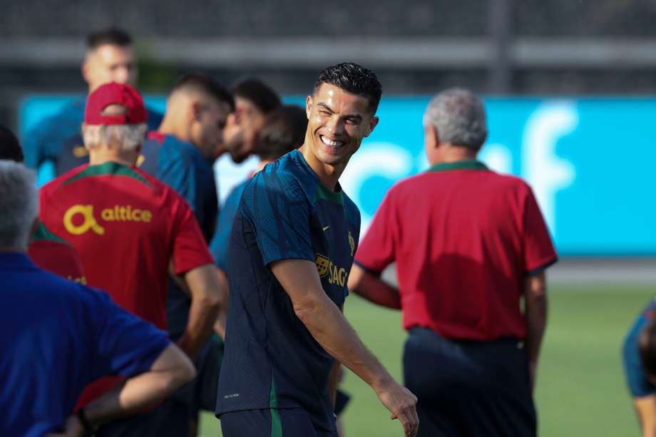 Cristiano en un entrenamiento con la selección de Portugal. //EFE/EPA/MANUEL DE ALMEIDA
