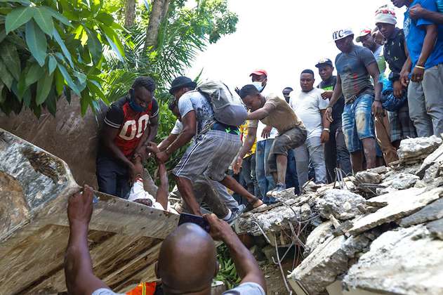 En fotos: así quedó Haití tras poderoso terremoto que deja centenares de víctimas