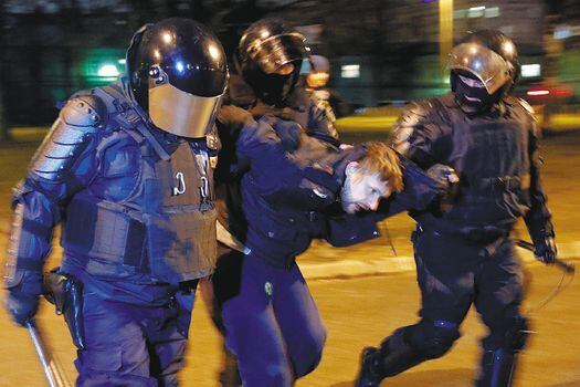 Stekelenburg ha estudiado las protestas en distintos países. Rusia tiene una de las policías más represivas. 