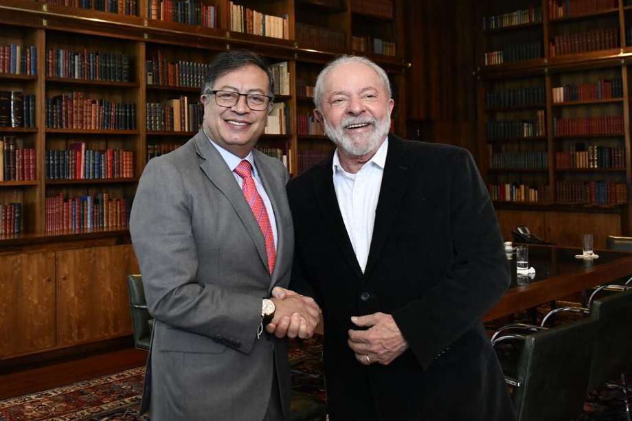  Gustavo Petro y Luiz Inácio Lula da Silva.