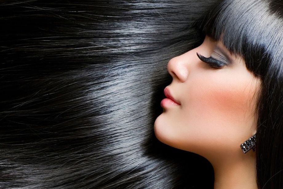 La keratina suele ser uno de los tratamientos más utilizados en salones de belleza. Aprende hacerla en casa y cuida tu cabello.