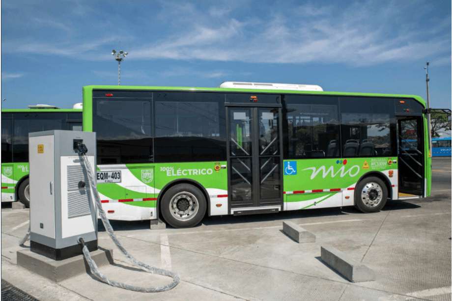 Cali es la primera ciudad de Colombia en poner en servicio una flota de buses eléctricos.  / Metrocali