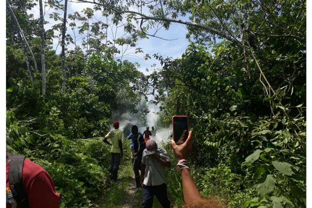 Al menos 20 policías y 40 campesinos se enfrentaron en Tumaco, Nariño