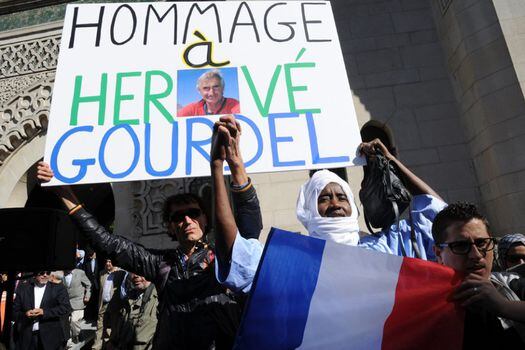 Manifestaciones en Francia en homenaje al rehén asesinado por Estado Islámico