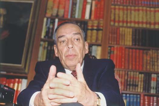 Álvaro Gómez Hurtado era hijo del expresidente conservador Laureano Gómez. 