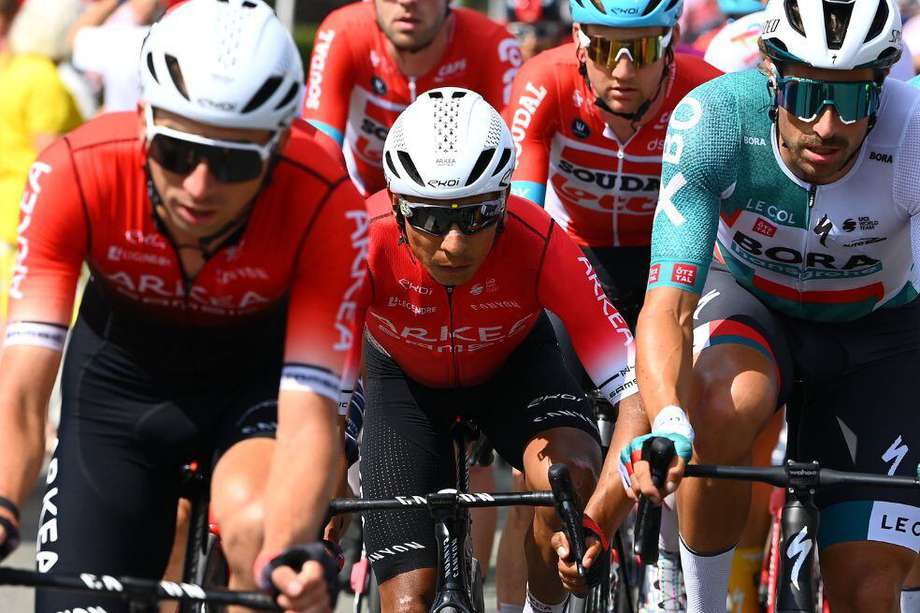 Nairo Quintana en el pelotón del Tour de Francia.