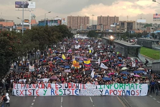 Dos días de protestas se han registrado en Bogotá. La de ayer causó caos en la movilidad. / Gustavo Torrijos - El Espectador.