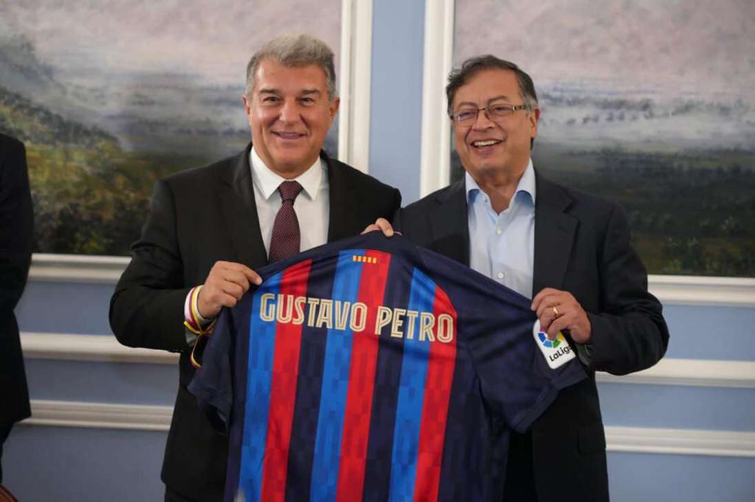 "El Presidente Petro nos ha hecho unas propuestas muy interesantes. De momento las vamos a valorar, pero será una realidad que tendremos una academia, o dos, en Colombia", dijo el presidente del club catalán.