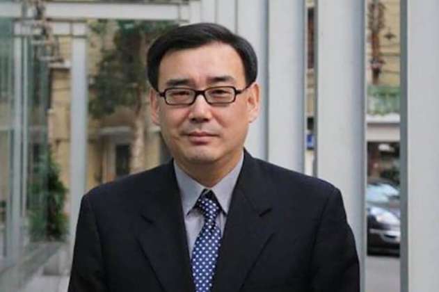 ¿Quién es el profesor australiano detenido en China por “espionaje"?
