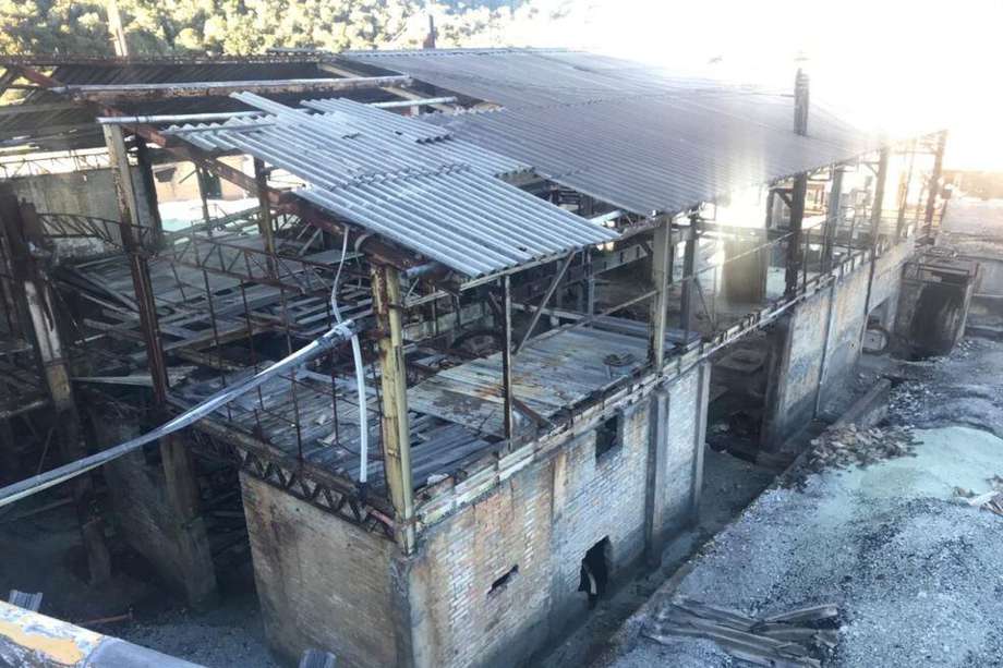 Así se ven las instalaciones abandonadas de la Sociedad Industrias Puracé, en la  mina El Vinagre de ese municipio caucano en la que se extraía azufre.