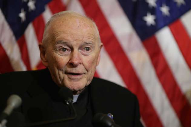 El Vaticano expulsa al excardenal McCarrick, acusado de abusos sexuales