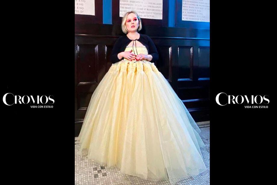 En homenaje a ‘Los Bridgerton’ Nicola Coughlan cautivó con un vestido de la diseñadora Molly Goddard en  2021.
