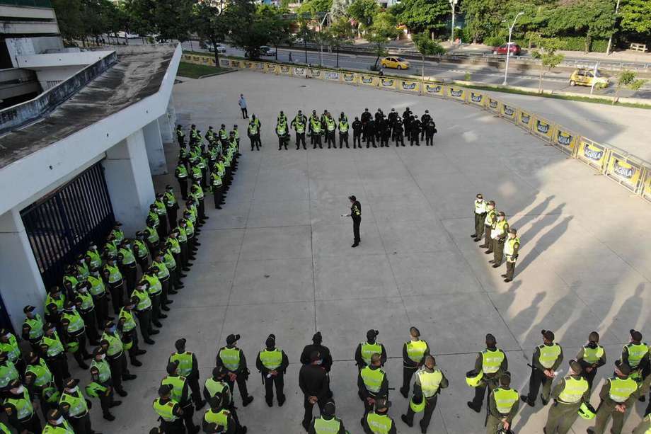 En el estadio habrá 2.000 policías y en la ciudad están a disposición otros 2.500 para garantizar la seguridad en Barranquilla. 