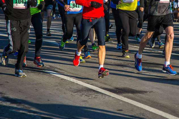 Polémica tras maratón de Bruselas por premios diferentes a hombres y mujeres