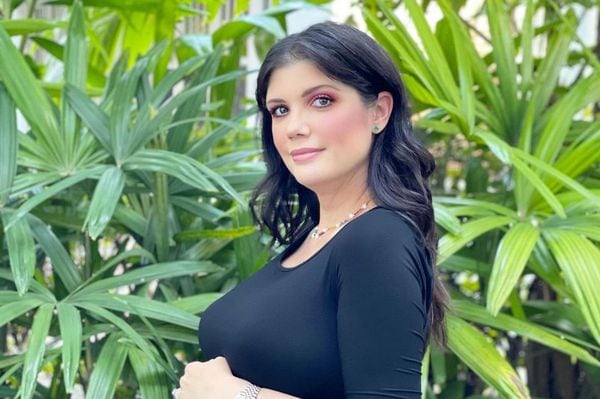 La actriz y modelo Andrea Noceti sorprendió a sus fanáticos anunciando su segundo embarazo, de gemelos, a sus 44 años.Instagram