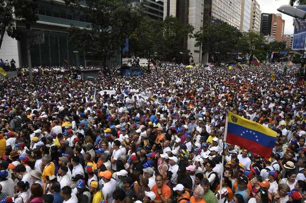 Así avanzan las protestas convocadas por Juan Guaidó en Venezuela
