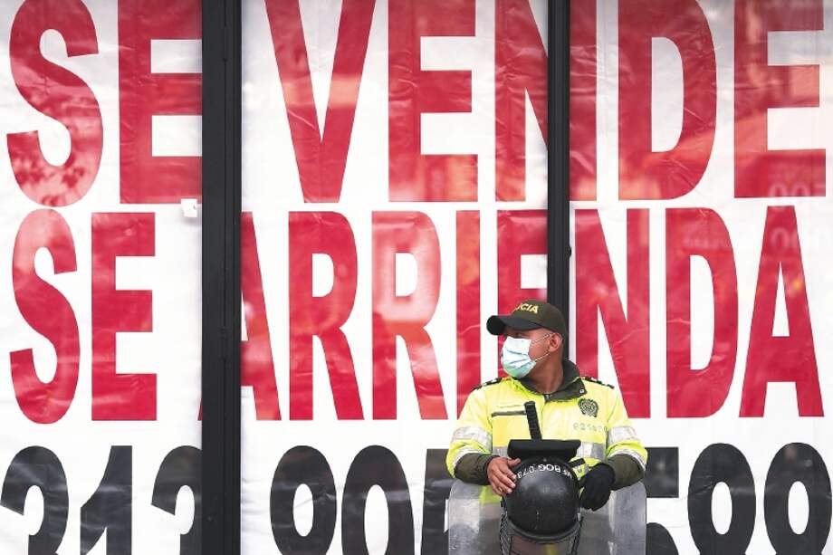 Coronavirus - Comerciantes protestan contra las medidas del Gobierno