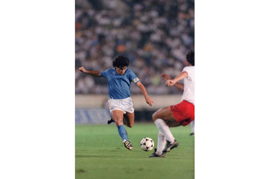 Maradona jugó en el club napolitano entre 1984 y 1991 y consiguió cinco títulos.