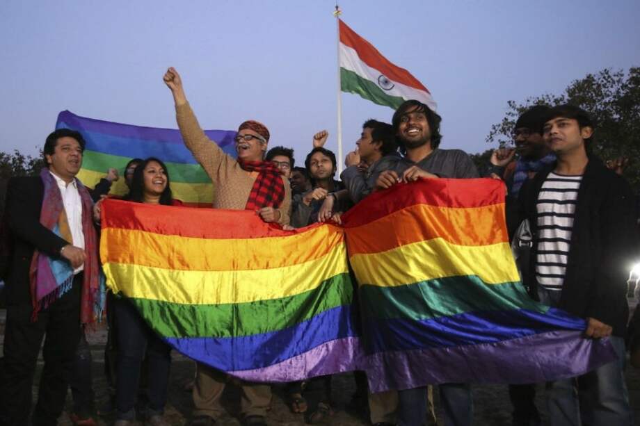 Defensores de los derechos LGBTI celebraron el anuncio de la Corte Suprema de India.