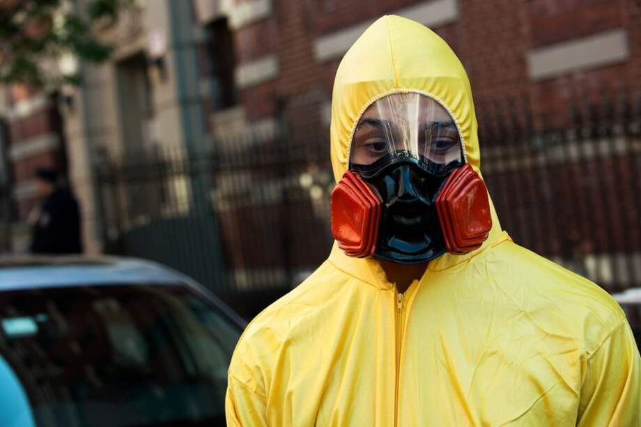 Estados Unidos es criticado por duras medidas contra el ébola