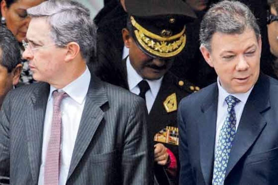 ¿Ya para qué dialogar? Uribe nuevamente rechaza invitación de Santos
